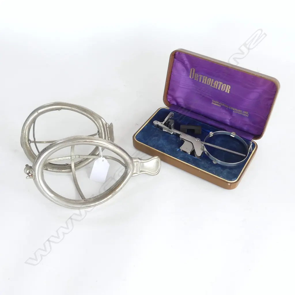 PR OF ANTIQUE ANAESTHETIC MASKS & VINTAGE ORTHOLATOR IN CASE L170MM Image 1++
