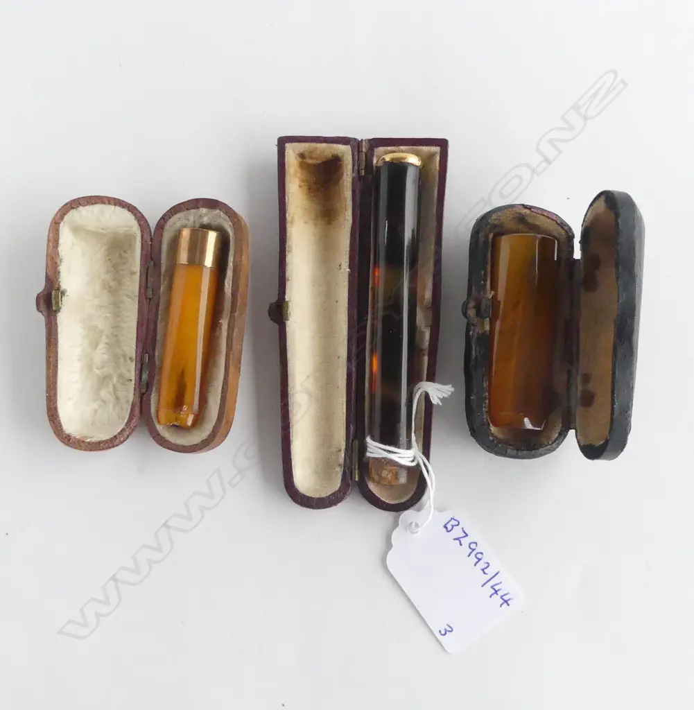 CASED X2 AMBER & X1 TORTOIESHELL CHEROOT HOLDERS  LONGEST 100MM Image 1++