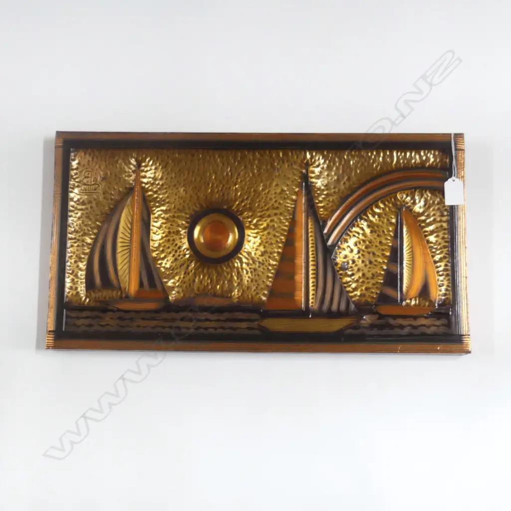 RETRO BEATEN METAL SAILBOAT ARTWORK 285x535mm Image 1++