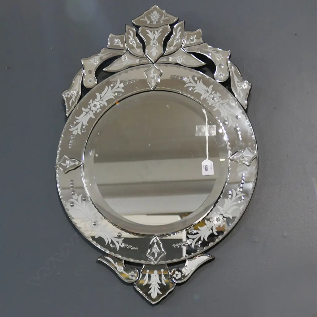 VENETIAN STYLE MIRROR 695x460mm Image 1++