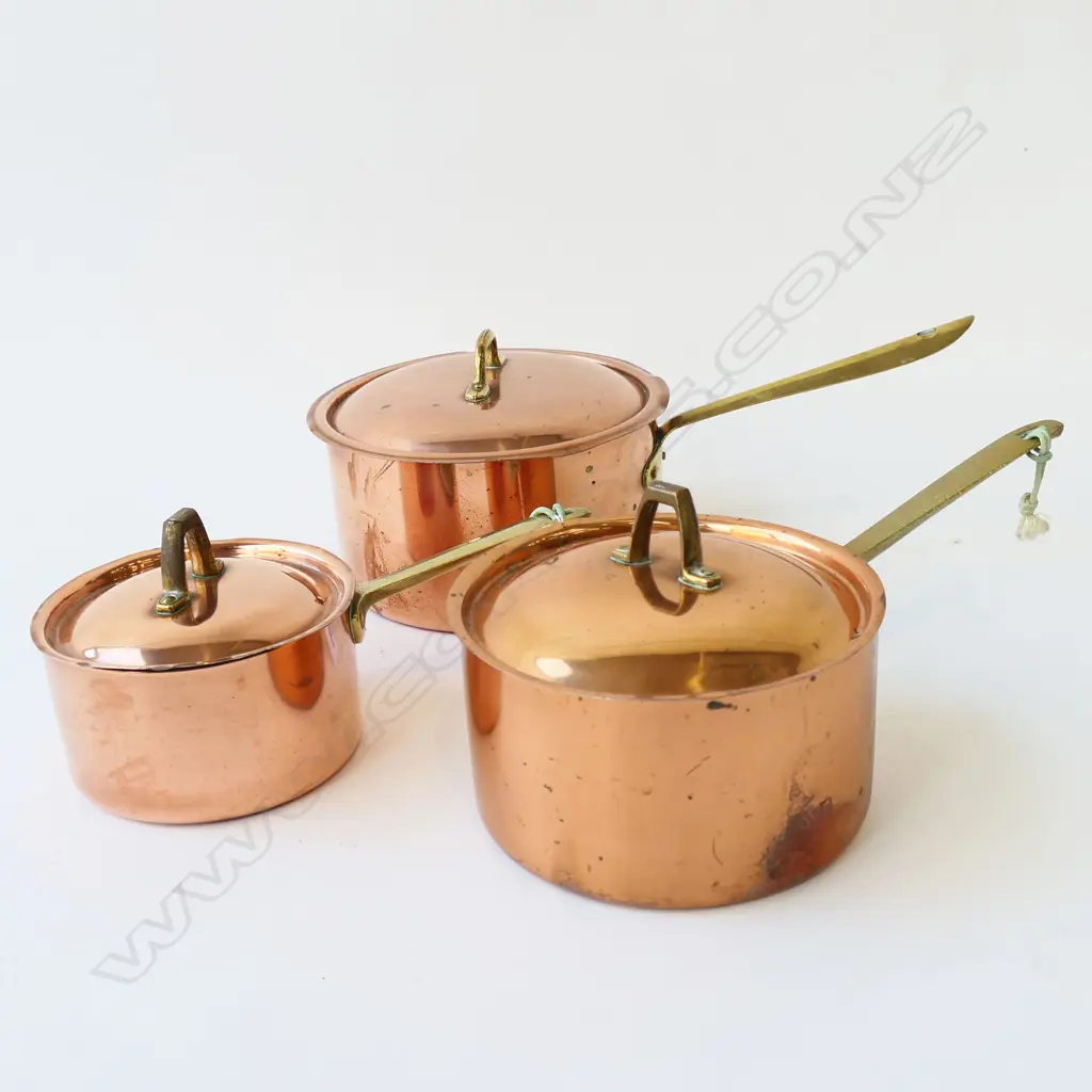 3 LIDDED COPPER PANS; 2 BY PAUL REVERE, LARGEST BONGUSTO ITALY 180mm dia Image 1++