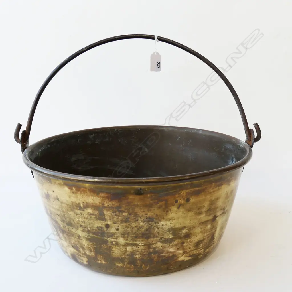 VINTAGE COPPER POT 400mm dia Image 1++