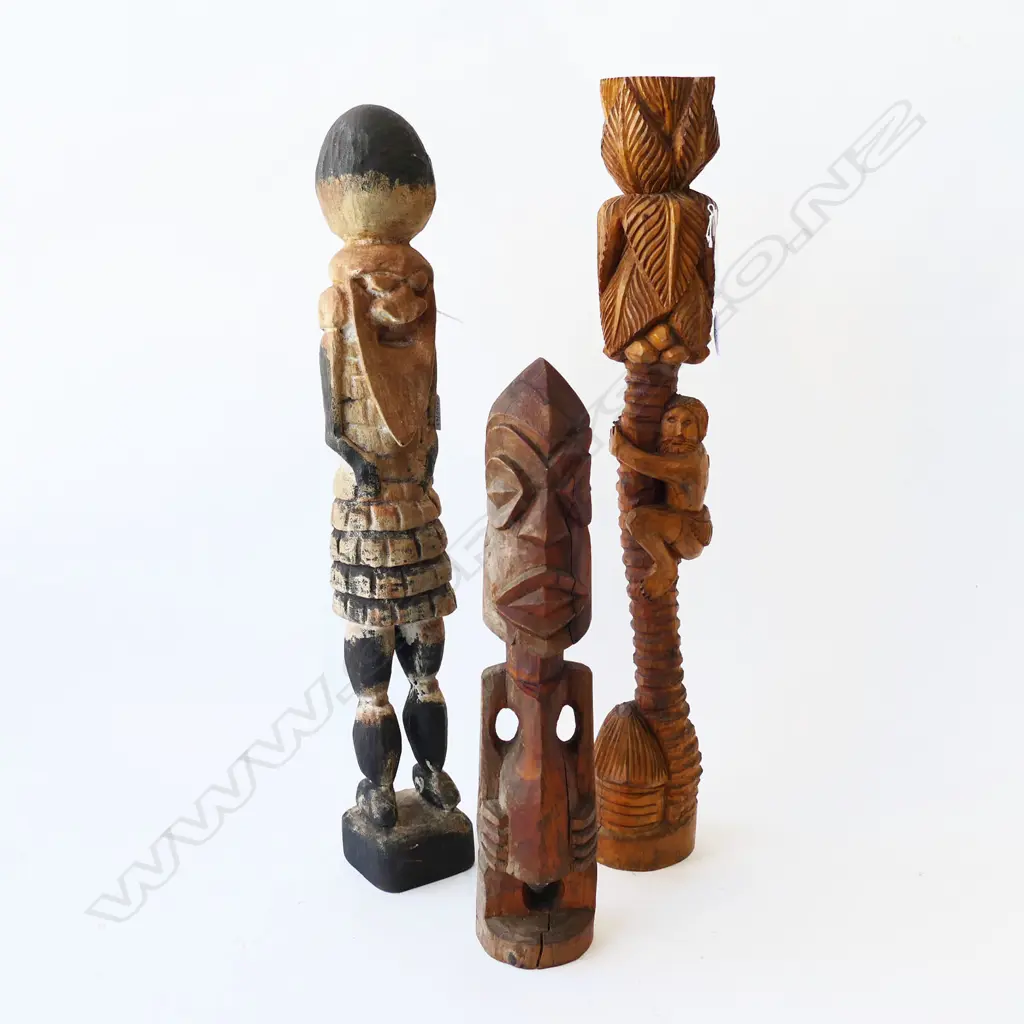 3 CARVED WOOD FIGURES H670MM TALLEST Image 1++