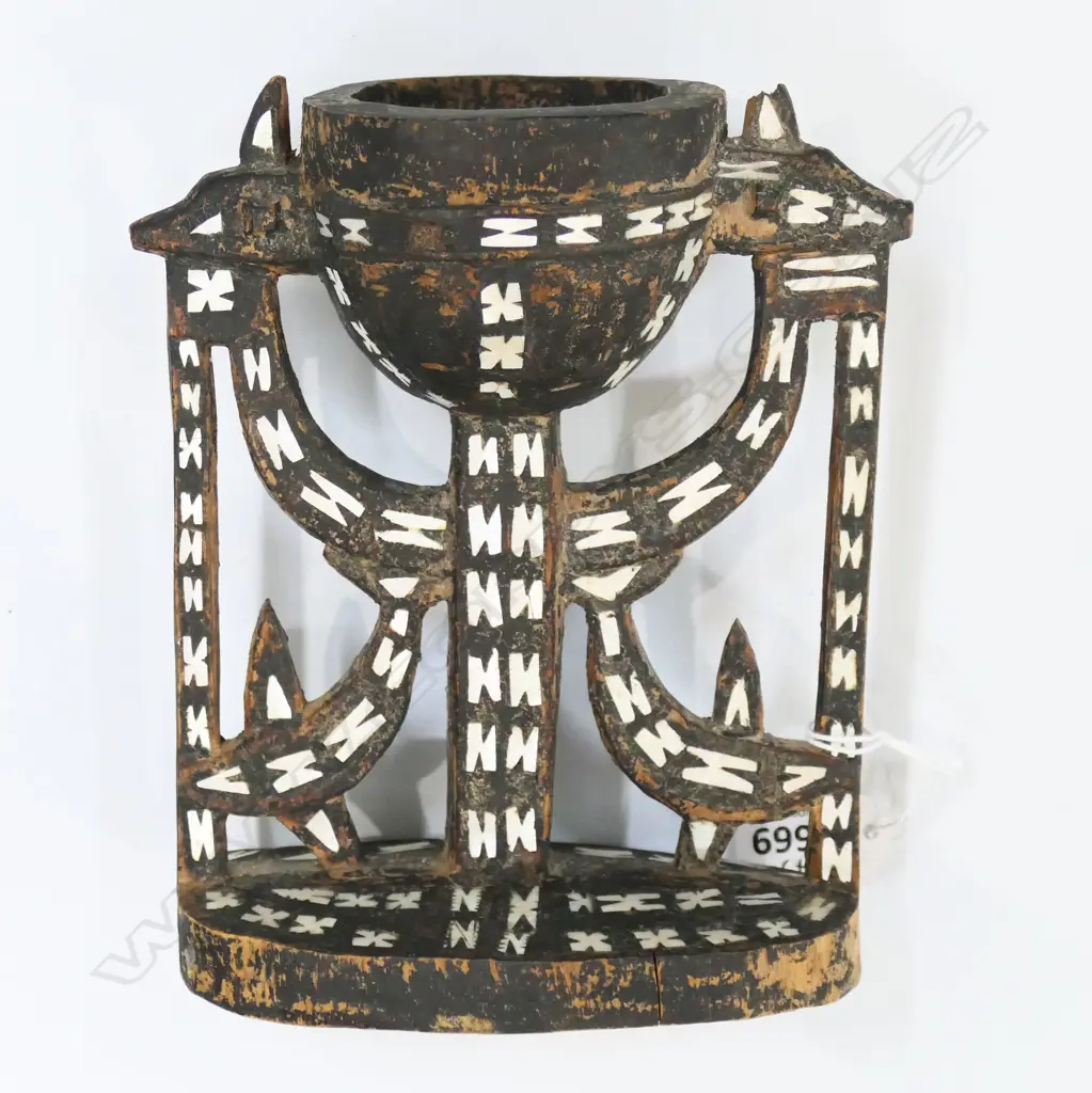 CEROMONIAL INLAID FIGURAL BOWL, H.170MM Image 1++