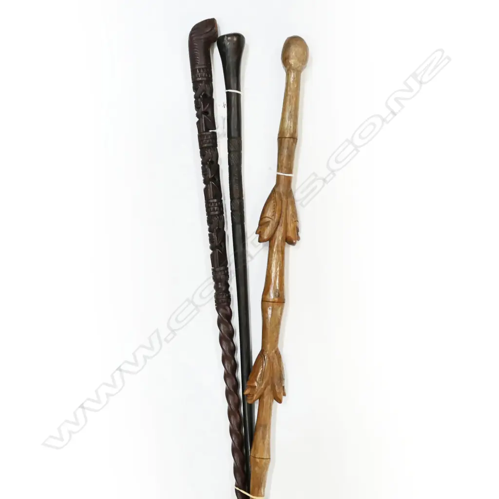 3 AFRICAN HARDWOOD CARVED WALKINGSTICKS 900MM TALLEST Image 1++