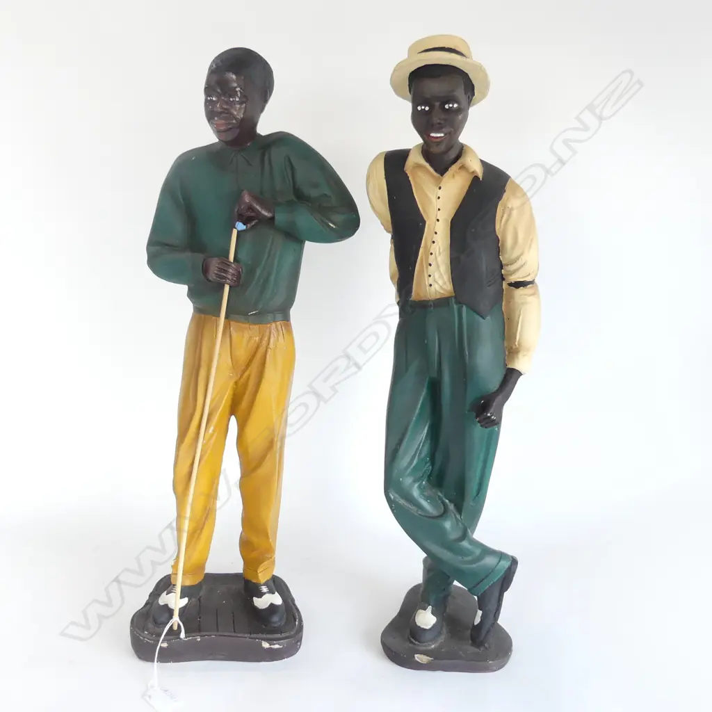 2 RESIN FIGURES H.585mm CHIPS Image 1++