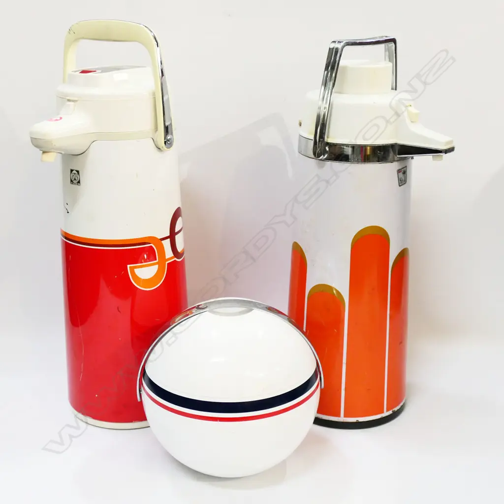 2 LG RETRO THERMOS H.450mm + ITALIAN GUZZINI SPHERICAL ICE BUCKET Image 1++