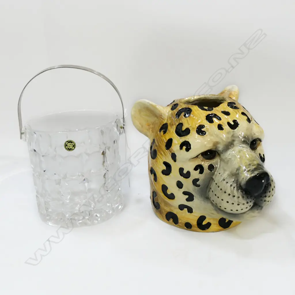 RESIN LEOPARD VASE & HOYA CRYSTAL ICE BUCKET H.125mm Image 1++