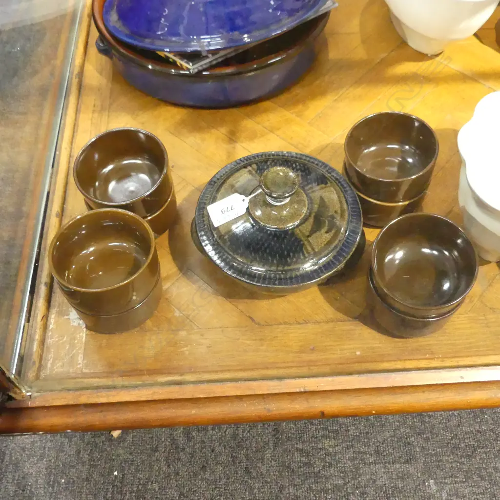 8 AIR NZ RAMEKINS 85mm dia + SMALL SIGNED STUDIO POTTERY LIDDED CASSEROLE 140mm dia  Image 1++