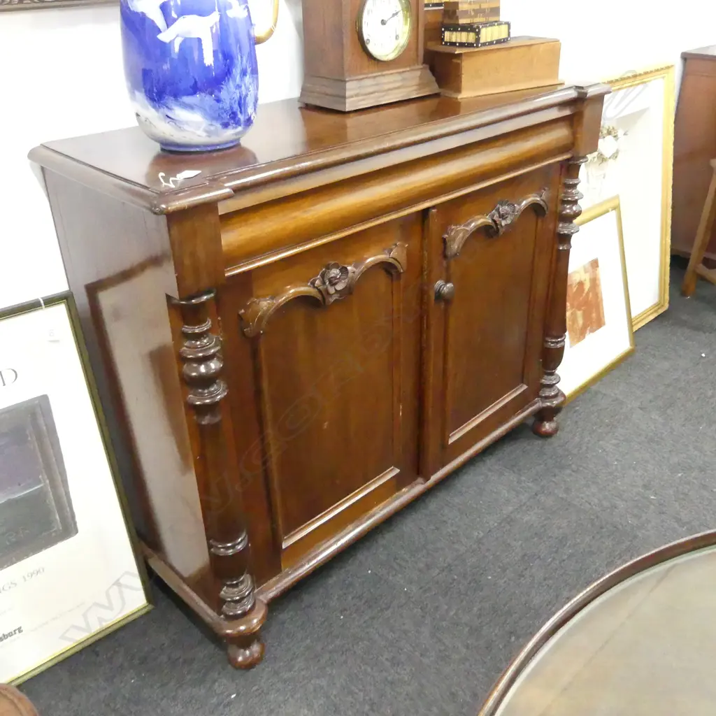 ANTIQUE CHIFFONIER 1140x420x950mm  Image 1++
