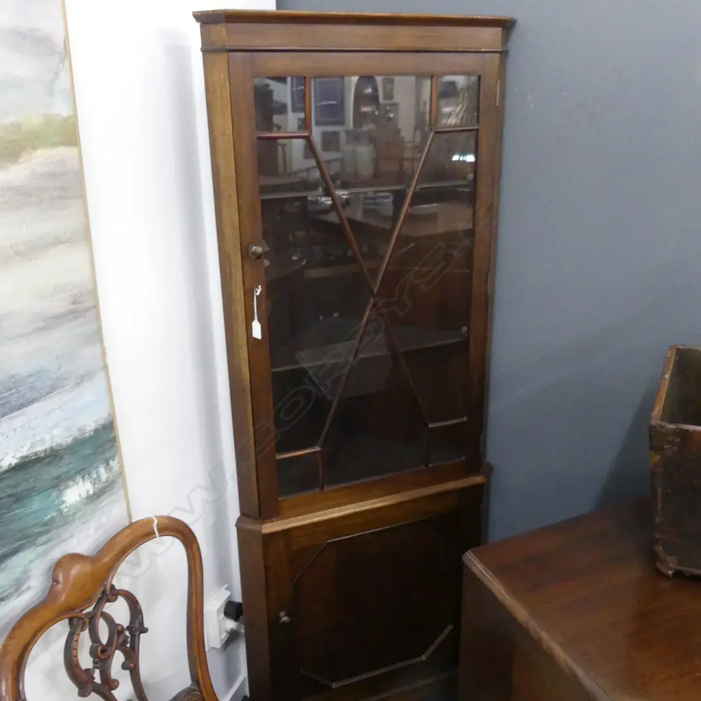 GLAZED CORNER CABINET H.1710mm Image 1++