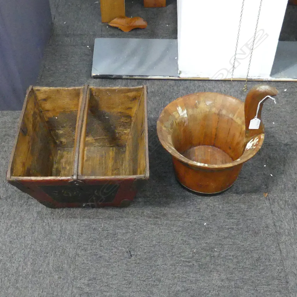 2 ORIENTAL WOODEN CONTAINERS W.330mm Image 1++