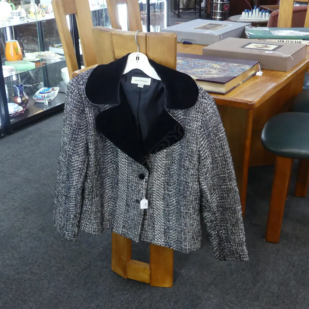 LADYS DRESS BLACK VELVET & TWEED JACKET NZ MADE Image 1++