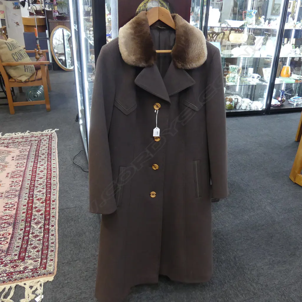LADYS GERMAN FELT WOOL FULL LENGHT JACKET Image 1++