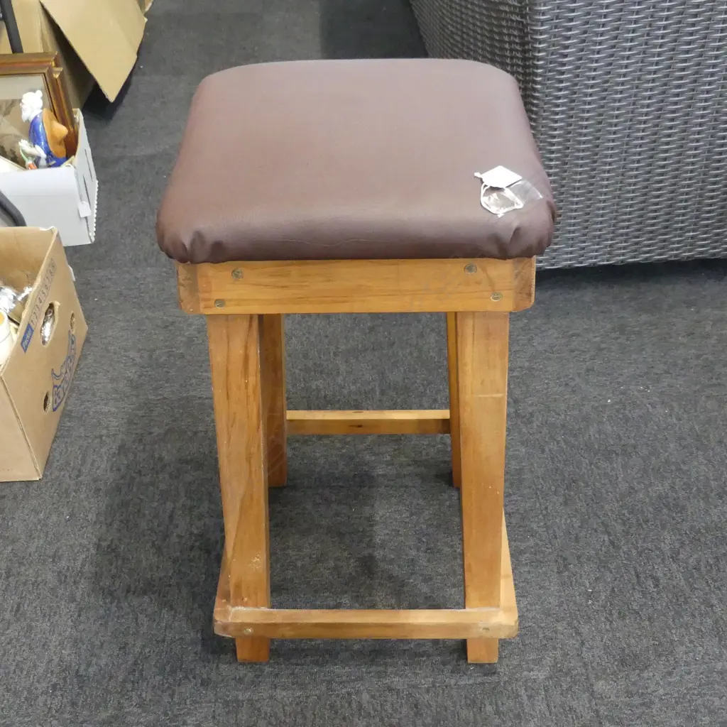 KAURI STOOL H.720mm Image 1++