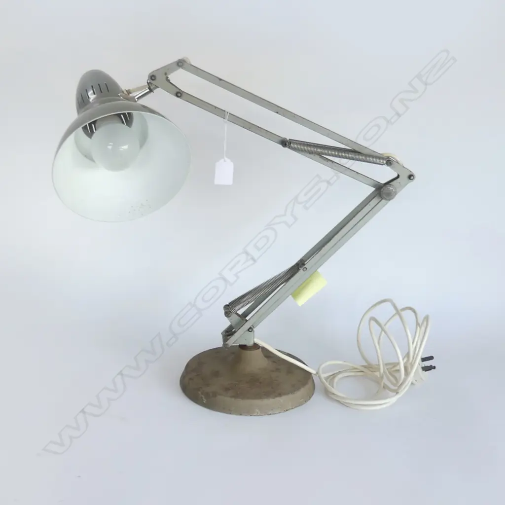 RETRO ANGLE POISE  DESK LAMP LIGHT GREEN COLOUR H620MM Image 1++