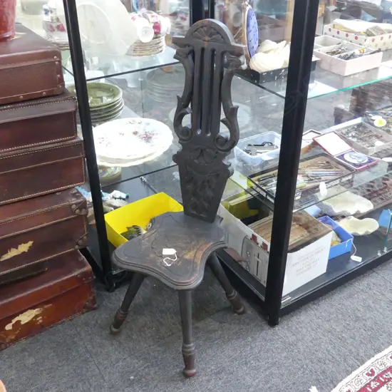 SPINNERS CHAIR