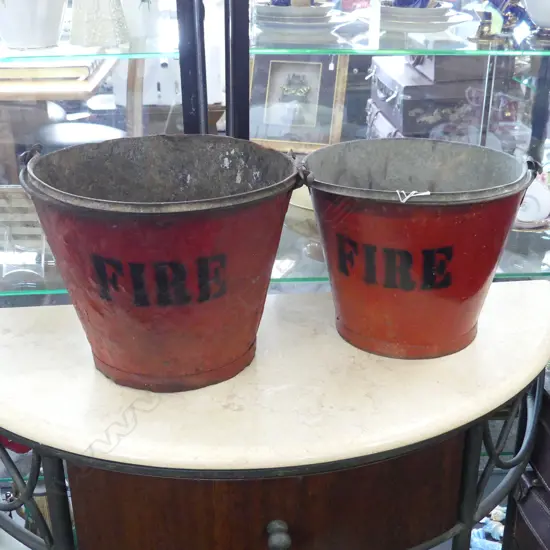 2 METAL BUCKETS 'FIRE' STENCIL