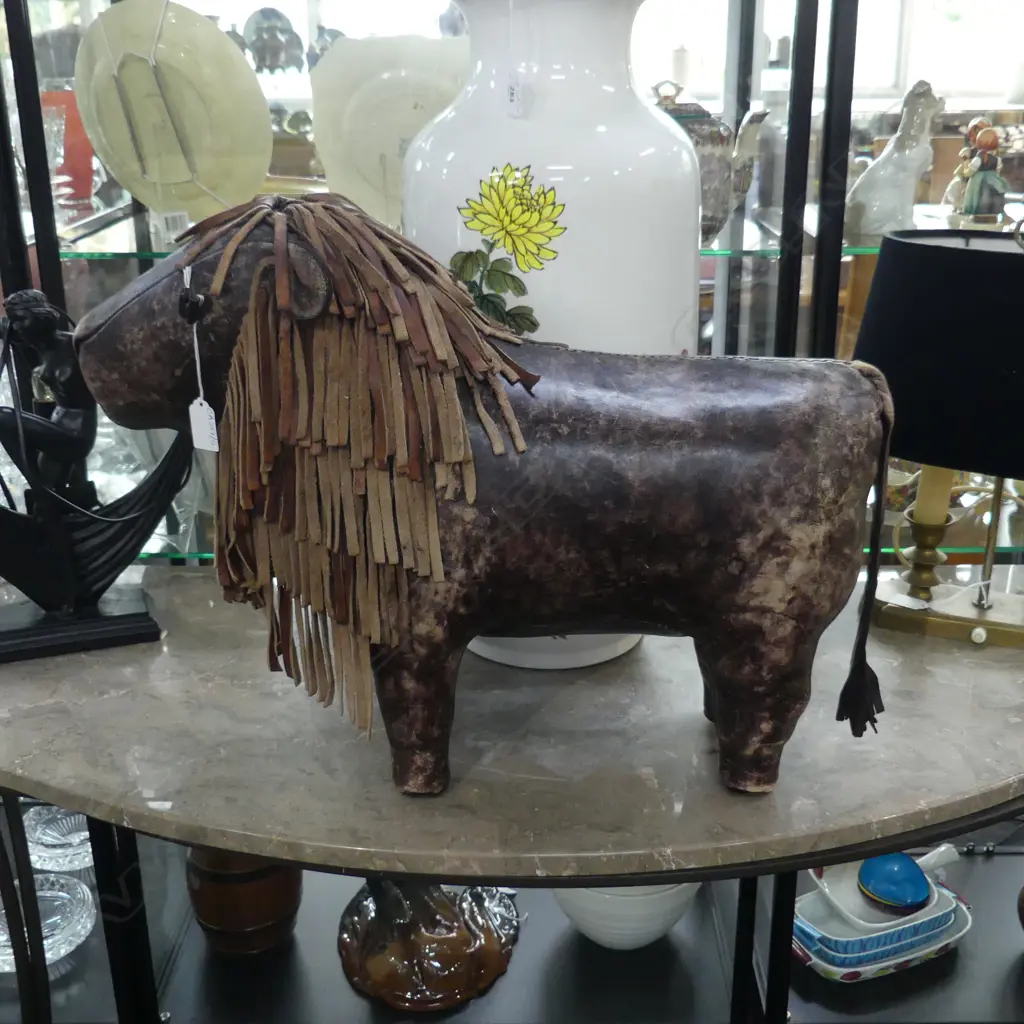 OMERSA LEATHER LION - UK HANDMADE L.600mm H.450mm Image 1++