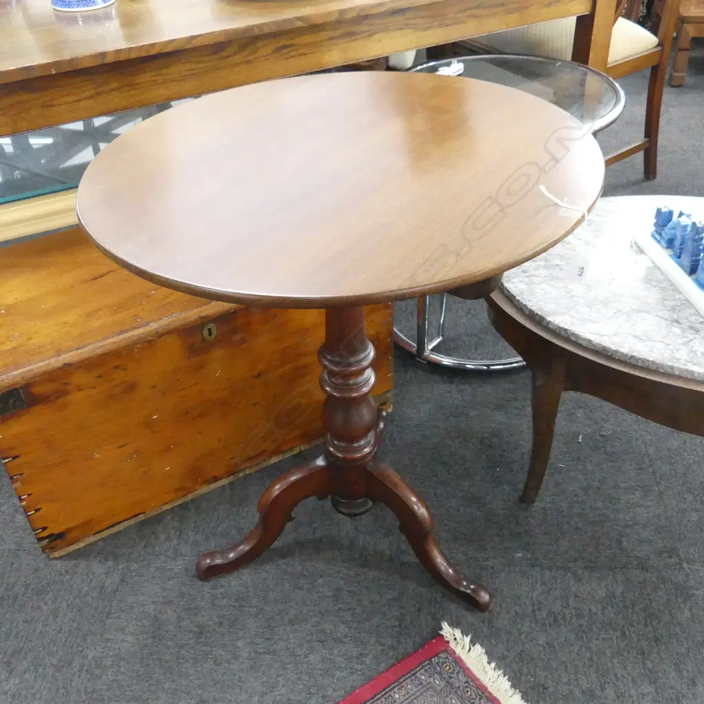 ANTIQUE TILT TOP TABLE H.755, 675mm dia Image 1++