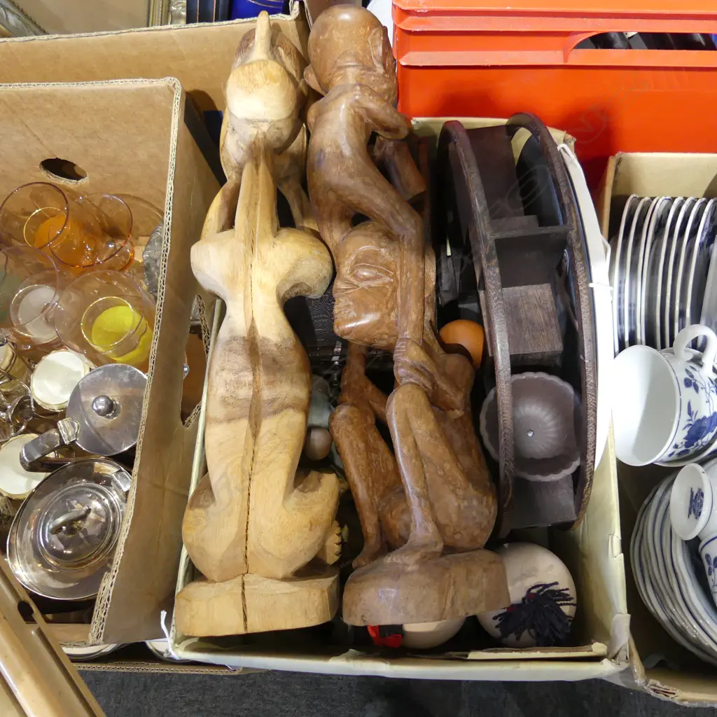ASST. ORIENTAL ITEMS + 2 CARVED WOODEN TOTEMS FIGURES H.420mm Image 1++