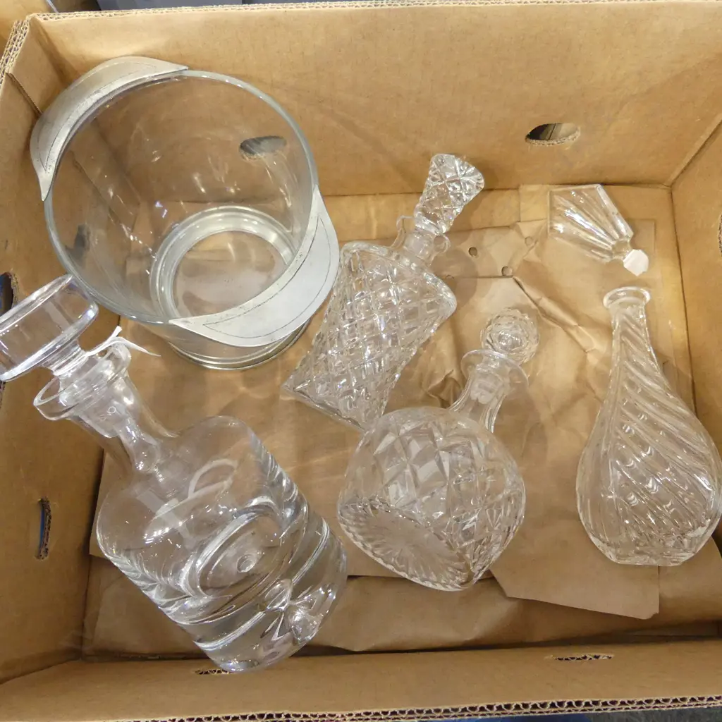 4 CRYSTAL DECANTERS H.310mm + ICE BUCKET w. PEWTER TRIM H.190mm Image 1++