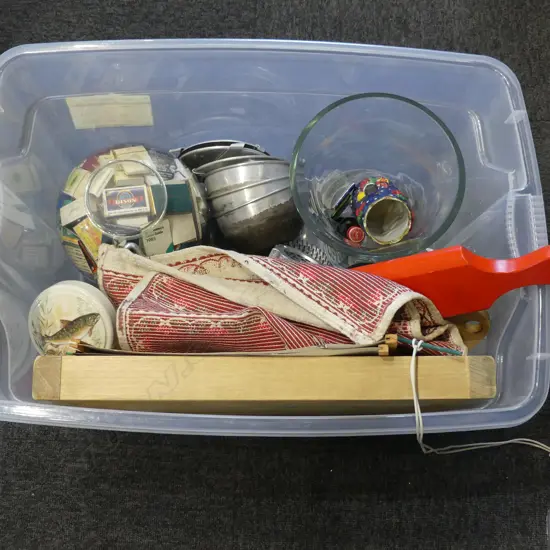 LOT OF KITCHENALIA