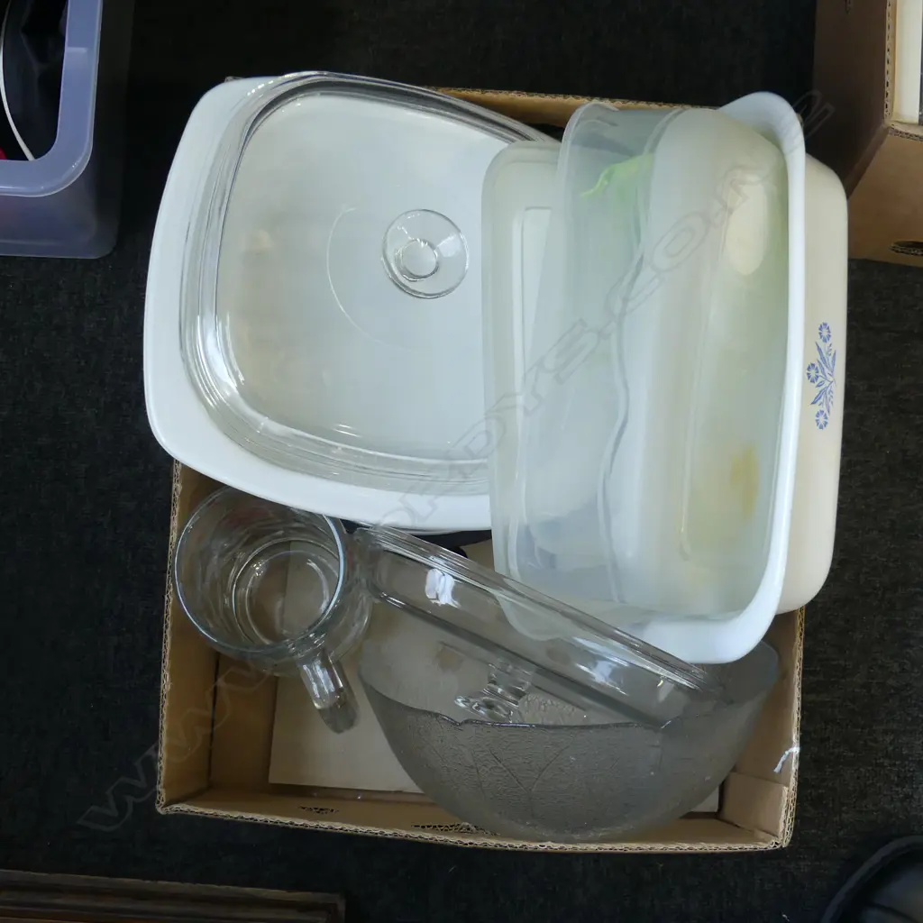 BOX LOT KITCHENALIA Image 1++