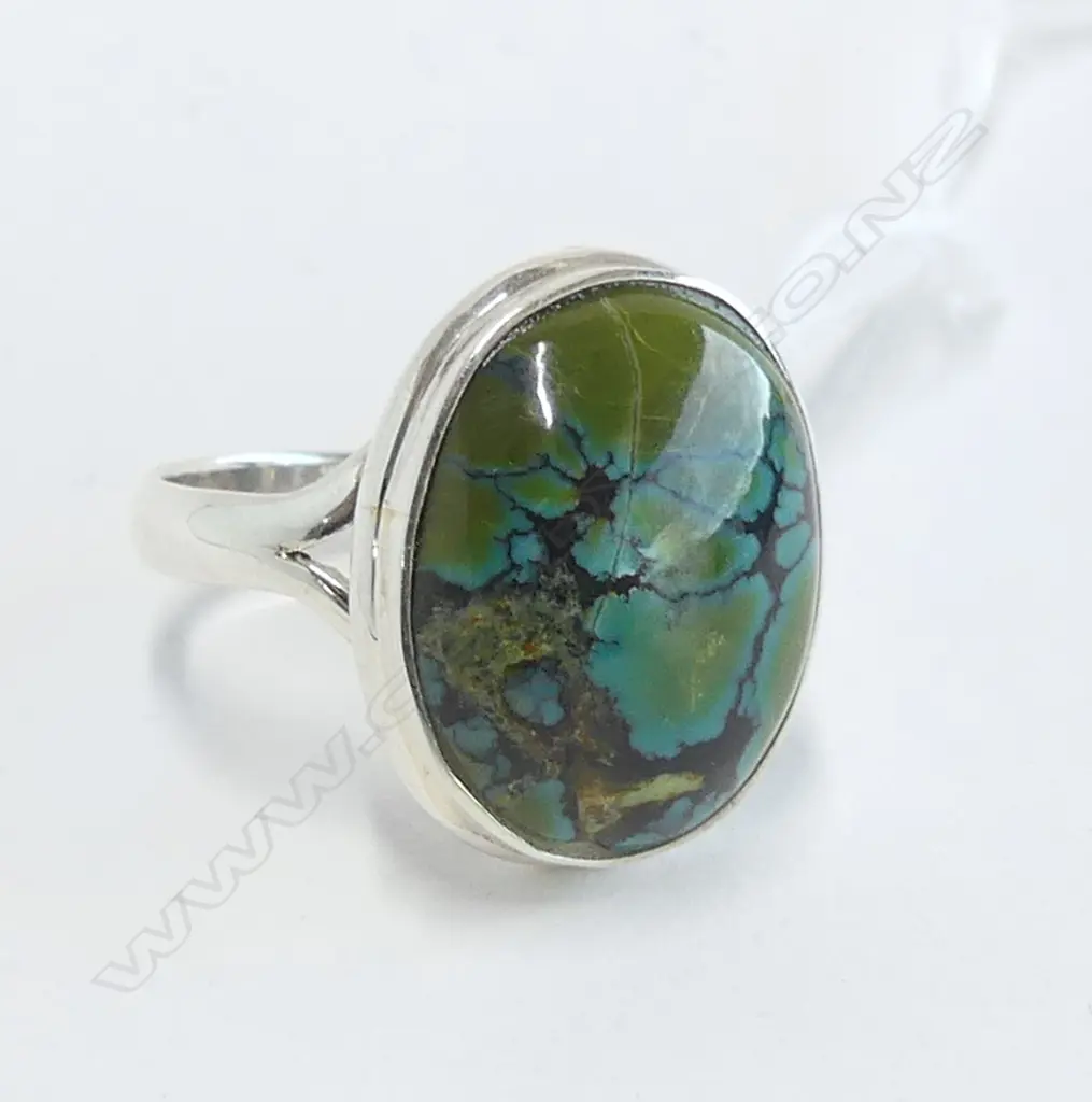 SILVER TURQUOISE OVAL RING, SIZE R Image 1++