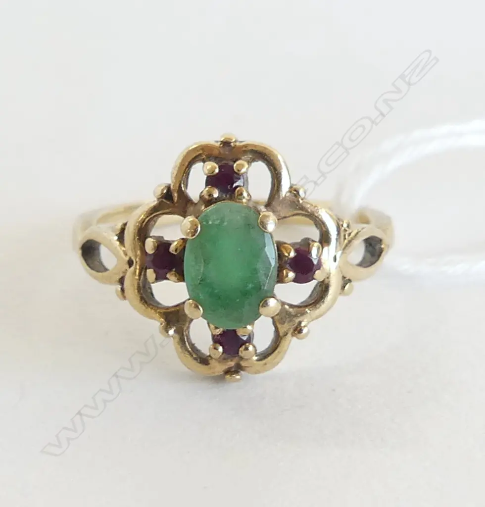 9CT GOLD RUBY & EMERALD DRESS RING WITH VALUATION SIZE N Image 1++