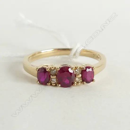 9CT  SYN RUBY & DIAMOND RING - RED STONES 2.4gms SIZE Q