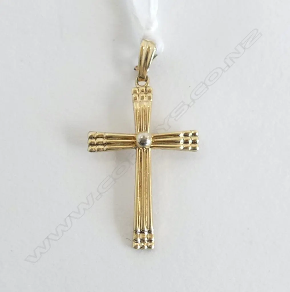 14CT GOLD CRUCIFIX 1.6gm Image 1++