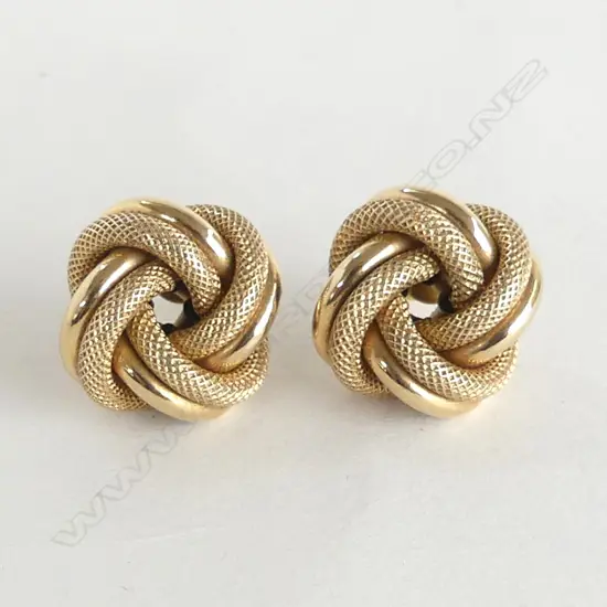 PAIR OF 9CT GOLD KNOT EARRINGS 4.67gms