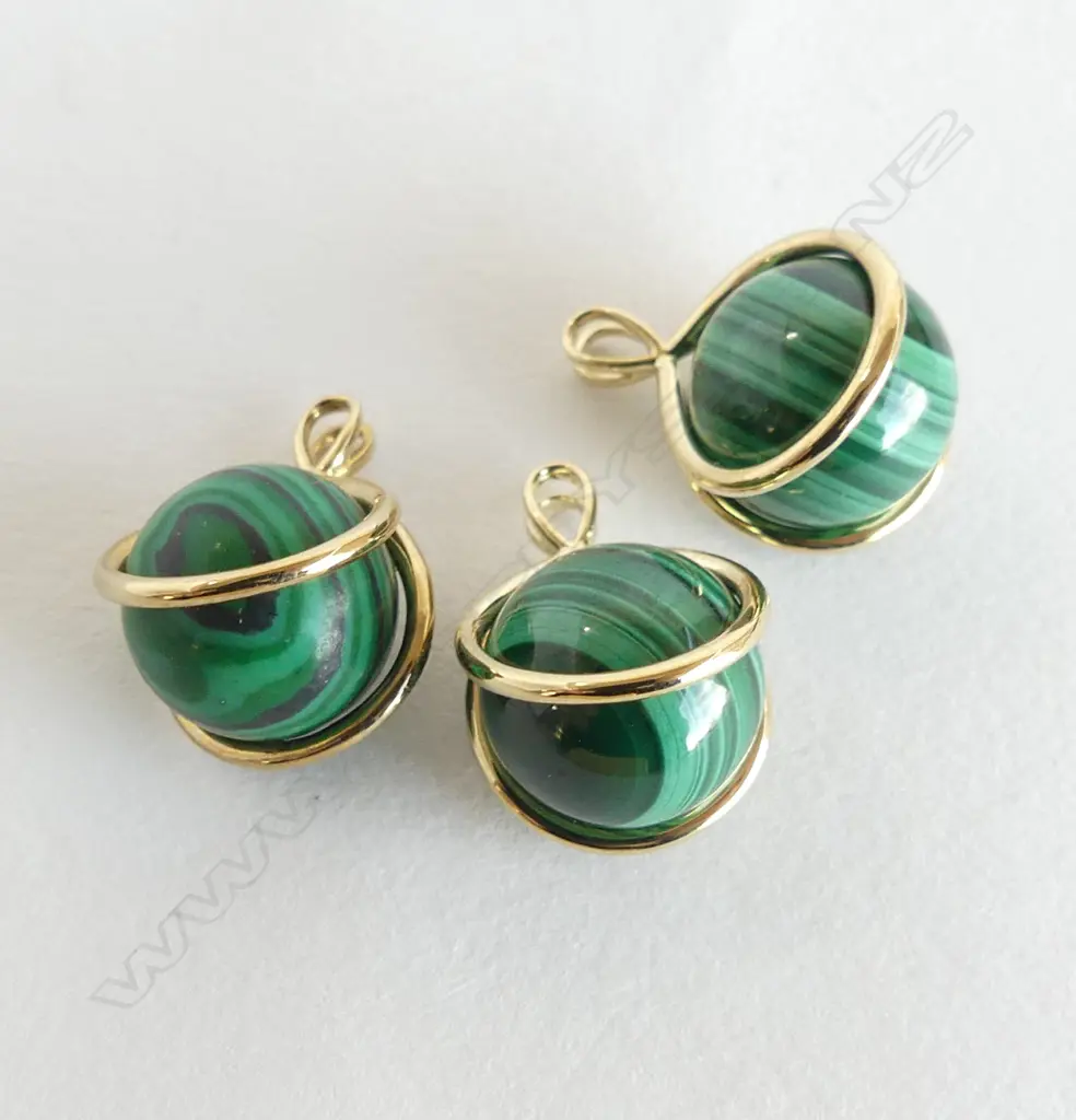 3 9ct GOLD MOUNTED MALACHITE PENDANTS Image 1++