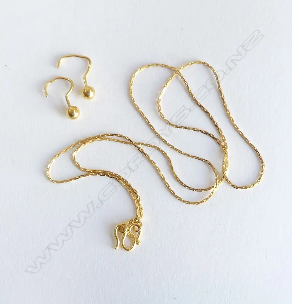 **RTV** 24CT NECKLACE + STUDS 4.34gms Image 1++