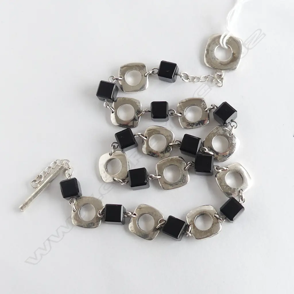 925 STG & BLACK GLASS NECKLACE L.450mm Image 1++