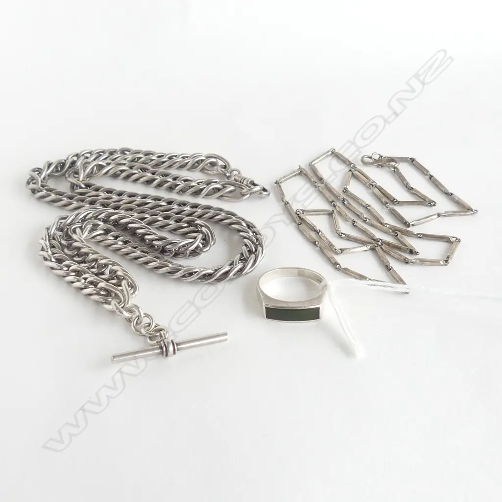 STG & GREENSTONE RING 3.4gms, 2 SILVER NECKLACES 68.7gms Image 1++