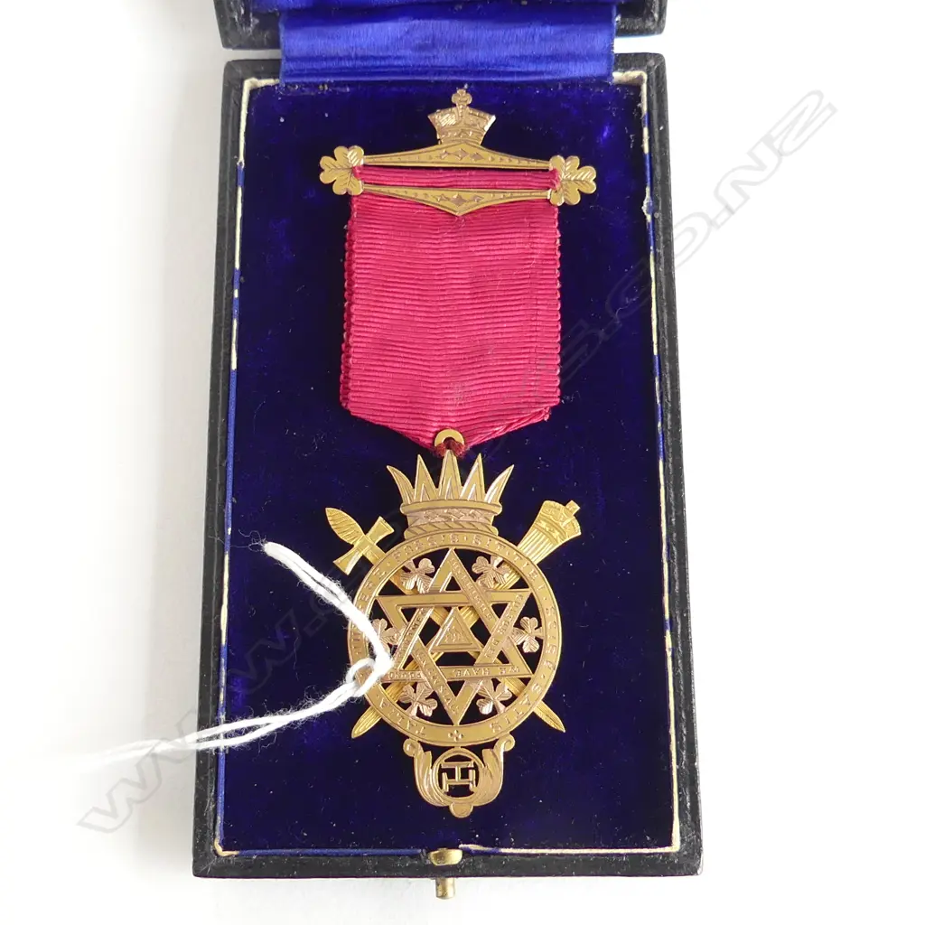 9CT MASONIC MEDAL 11.5gms Image 1++