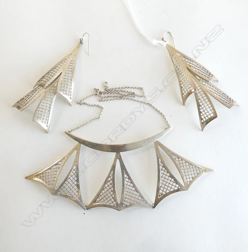 NZ HALLMARKED ATS S/SILVER RETRO NECKLACE & EARING SET 43G Image 1++