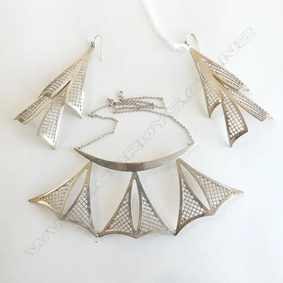 NZ HALLMARKED ATS S/SILVER RETRO NECKLACE & EARING SET 43G