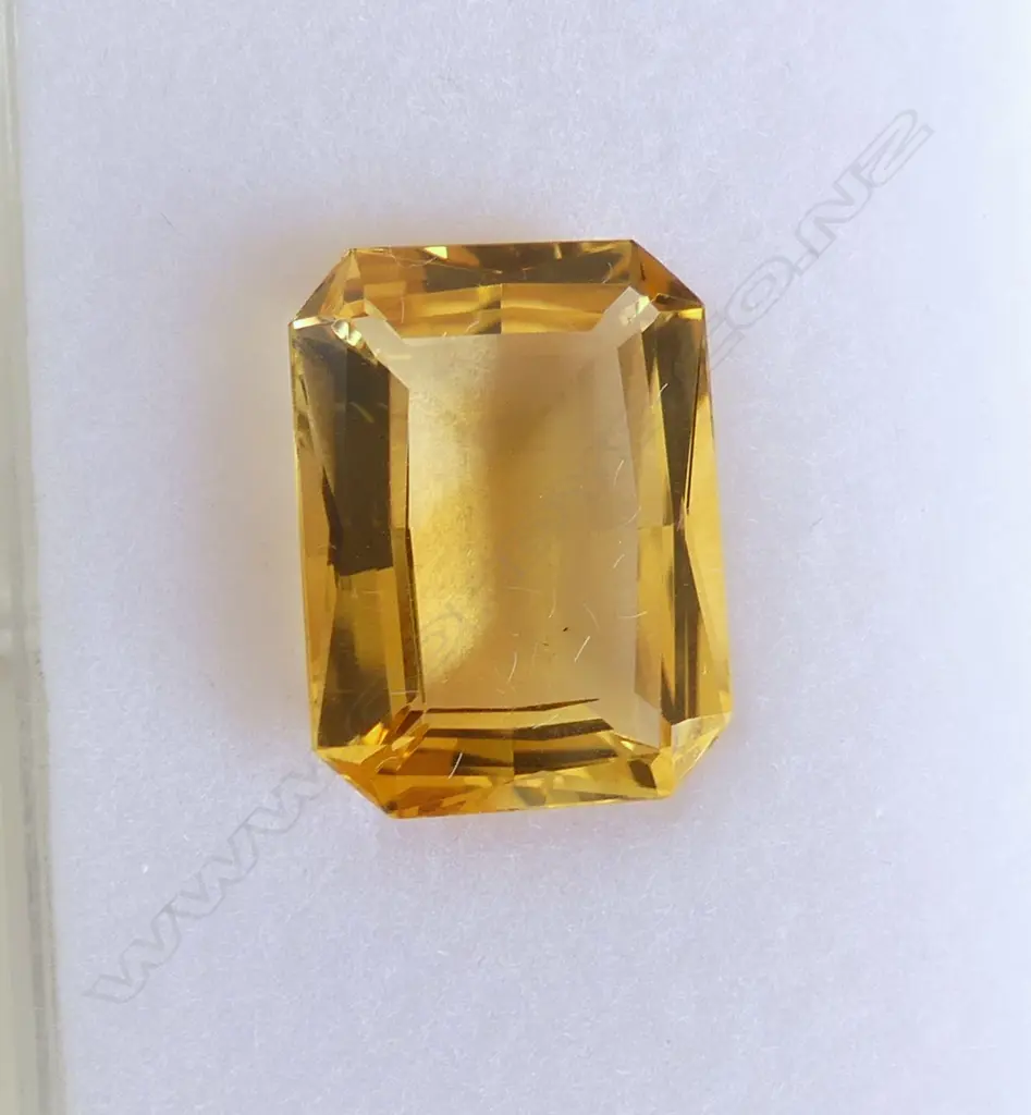 12.55CT CITRINE, RECTANGULAR CUT 18x13x7mm Image 1++