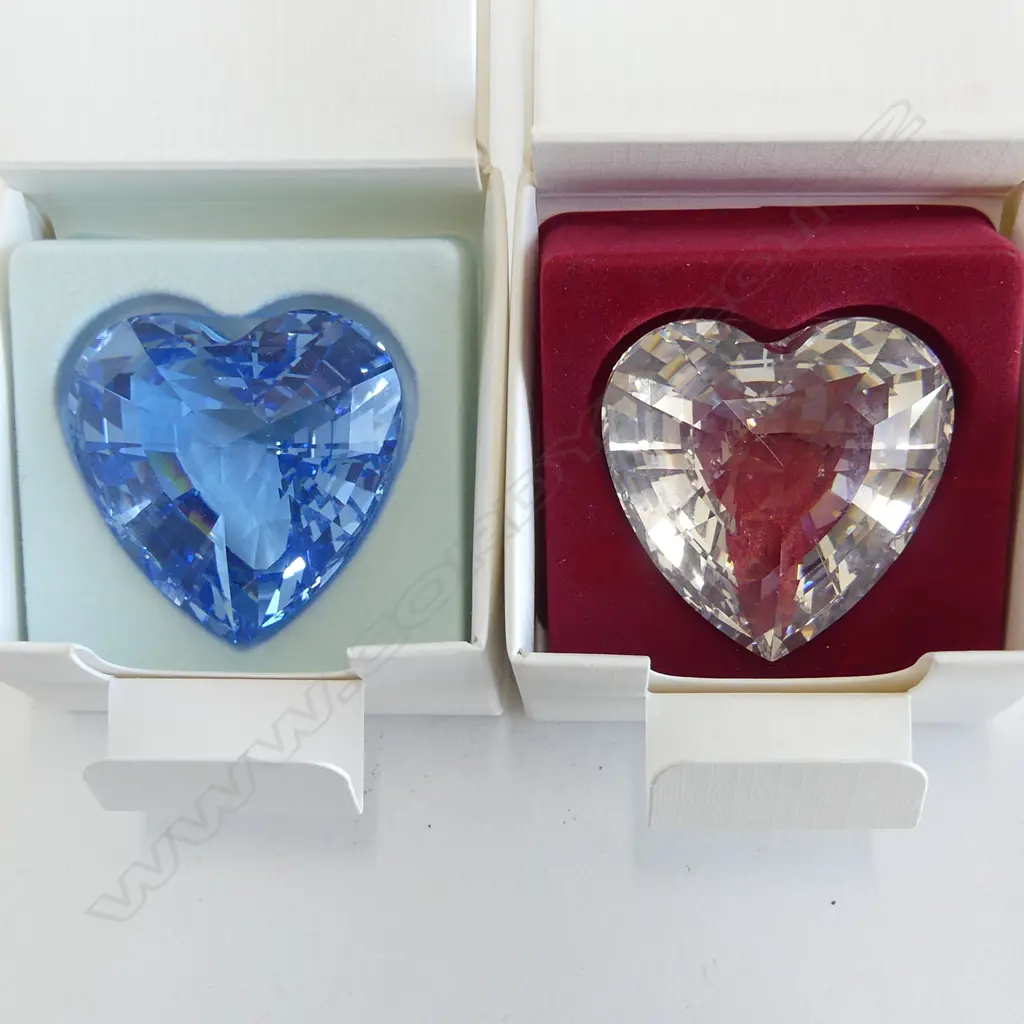 2 SWAROVSKI HEARTS; CLEAR & BLUE H.40mm, BOXED Image 1++