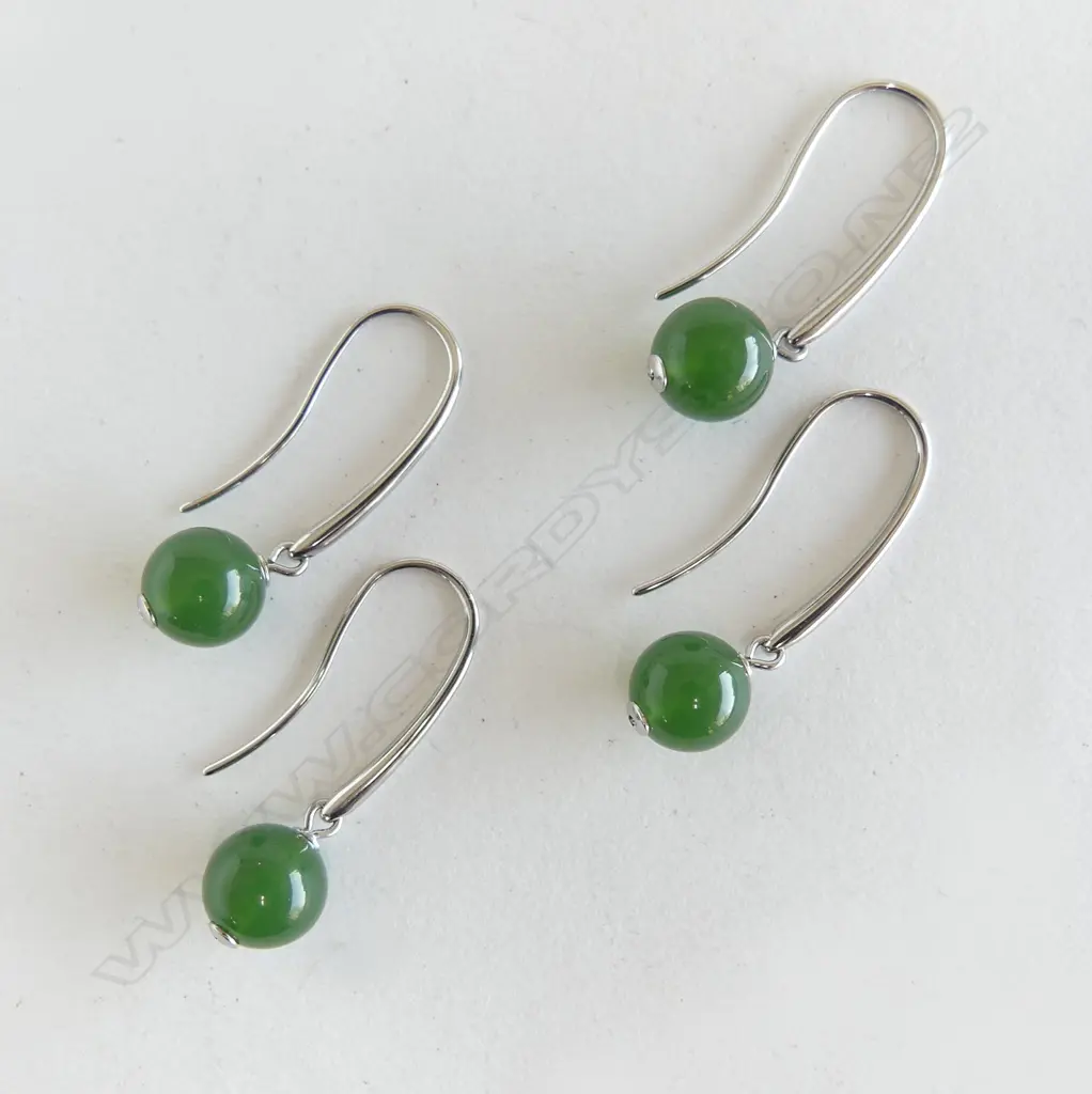 SKAGEN GREEN GEM SET DROP EARRINGS, NEW Image 1++