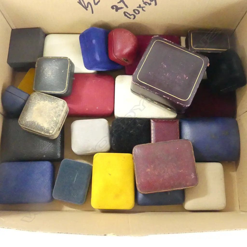 JEWELLERY CASES Image 1++