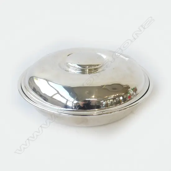 STG SILVER ENTREE DISH, SHEFFIELD 1909 725gms 230mm FAULTS