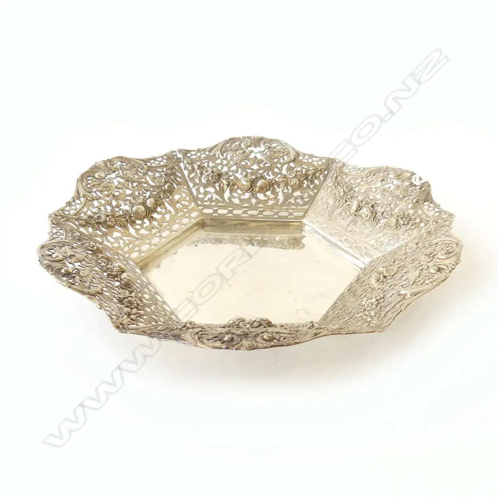 800 SILVER DISH 300mm dia 507gms faulted Image 1++