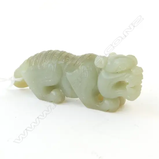 CHINESE GREEN HARDSTONE CARVED TIGER L.90mm