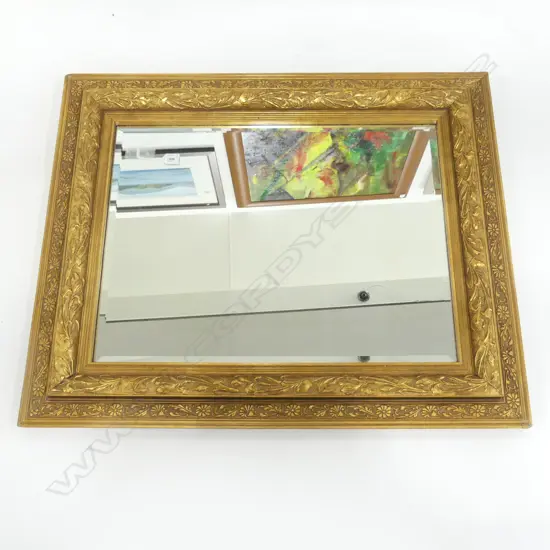 LG GILT FRAMED MIRROR 760x930mm