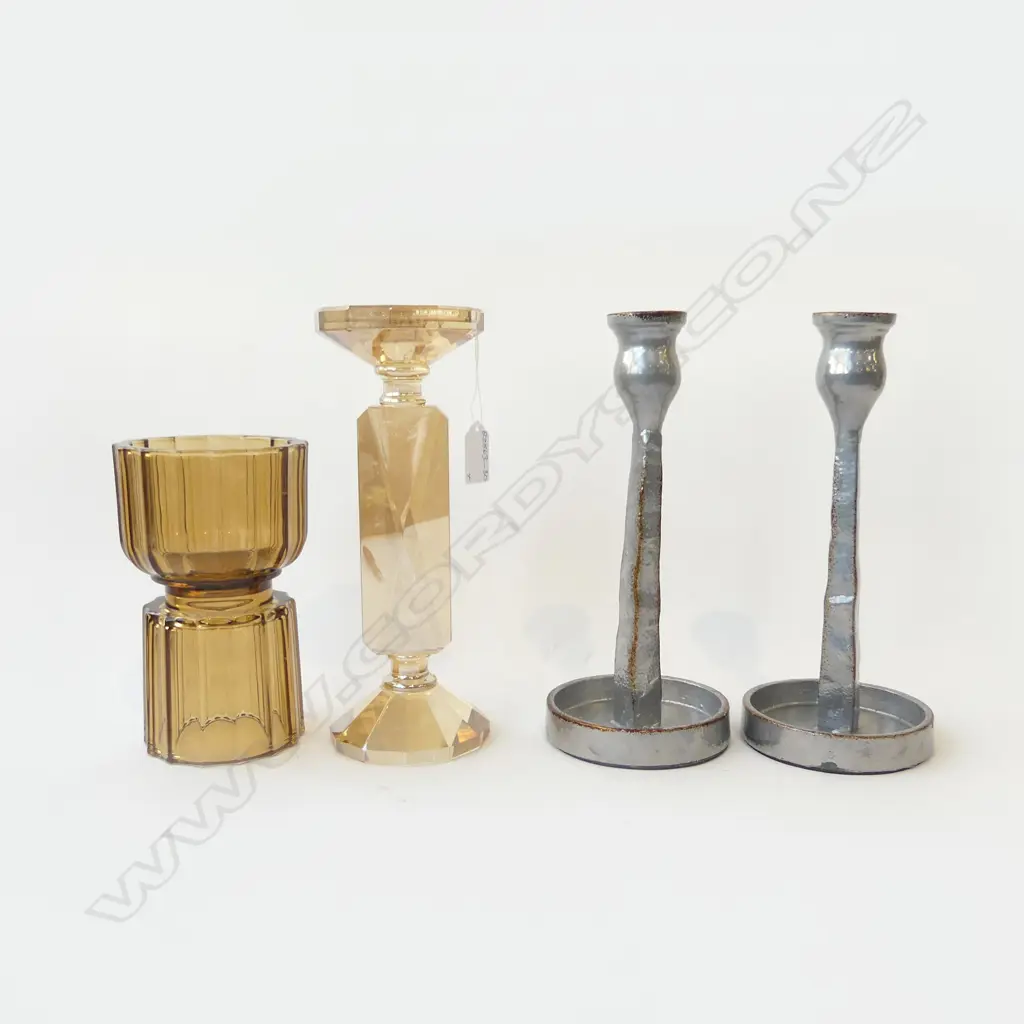 4 CANDLE HOLDERS Image 1++
