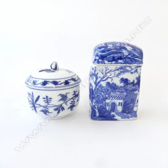 2 B/W LIDDED CONTAINERS, MEISSEN (chips), OTHER H.145mm